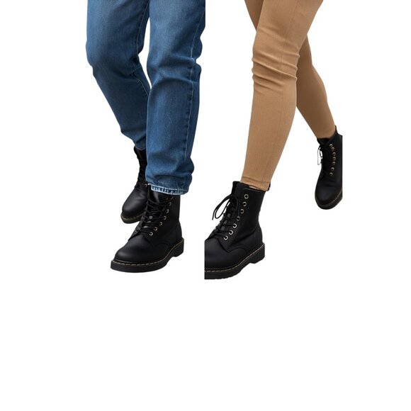 Dr Martens Size 9 Zavala Unisex Durable Combat Lace-Up Punk Goth Platform Boot - Picture 10 of 12